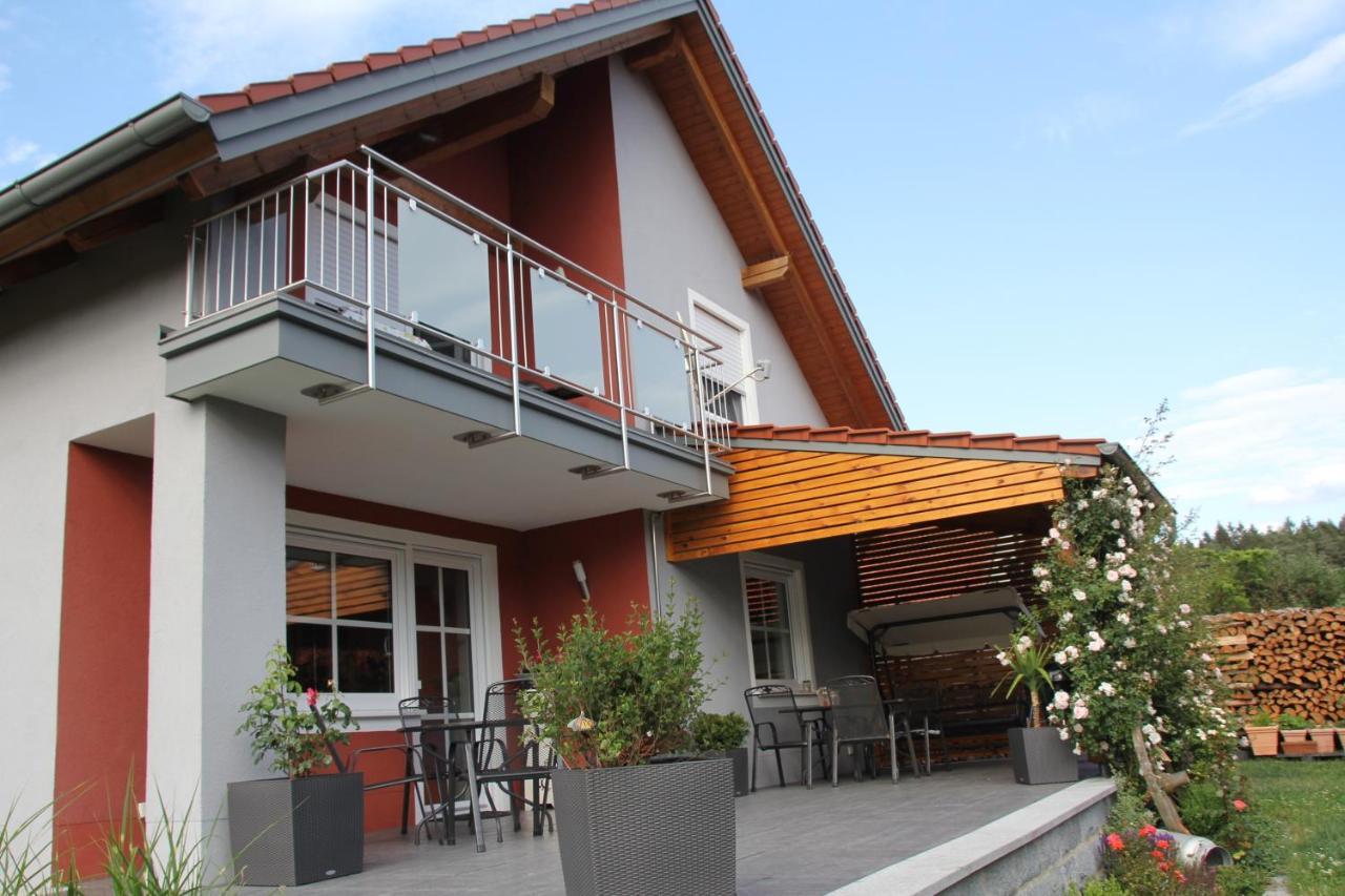 Ferienwohnung Leibl Oberviechtach Bagian luar foto